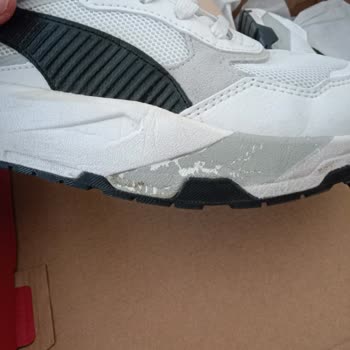 Gencerler Mağazası Ürün Kusurlu Ayakkabıyı Geri Gönderdiler