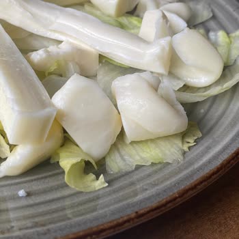 Haraptar 1985 Serpme Kahvaltıdan Soğuma Adlı
çalışma!