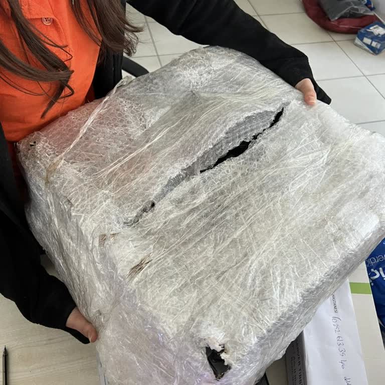 Yurtiçi Kargo Bilgisayarımı Kırdı Ve Tazminat Ödemiyor