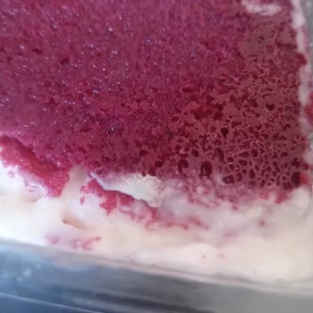 BİM'de Satılan Küflü Tatlı