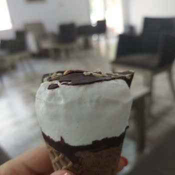 Cornetto Çikolata Katmanı Artık İncecik
