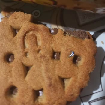 Ülker Probis Bisküvinin İçinden Yabancı Madde Çıktı