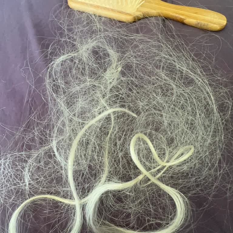 Yasemin'in Saç Atölyesi Kaynak Saç Dökülme Sorunu Ve Müşteri Memnuniyetsizliği