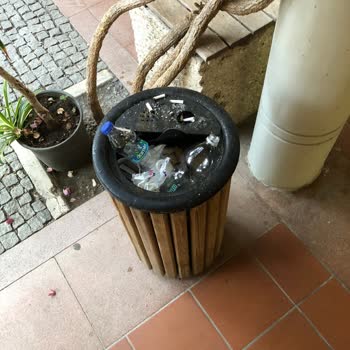 D-Marin Turgutreis Marina'da Temizlik Sorunu