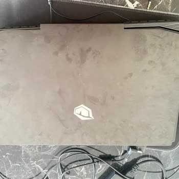 Monster Notebook Değiştirilen Ekranımın Yapışkanlarının Yerinden Atması Abra A7 V14.2.4