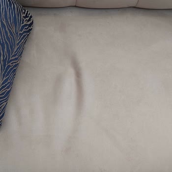 Enza Home Ayaklarının Dahi Montaj Yeri Olmayan Salıda Koltuk Takımı