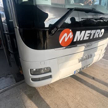Metro Turizm Sold Tickets Even though There were No Available Seats
