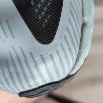 Merrell Footwear FLO Mağazasından Kalitesiz Ayakkabı