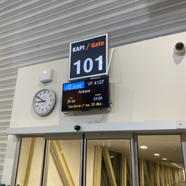 Ajet Havayolu İle Sürekli Yaşanan Uçuş Gecikmeleri