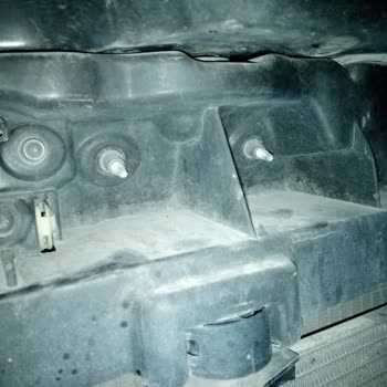 Citroen Hareket Halinde Kaput Açılması