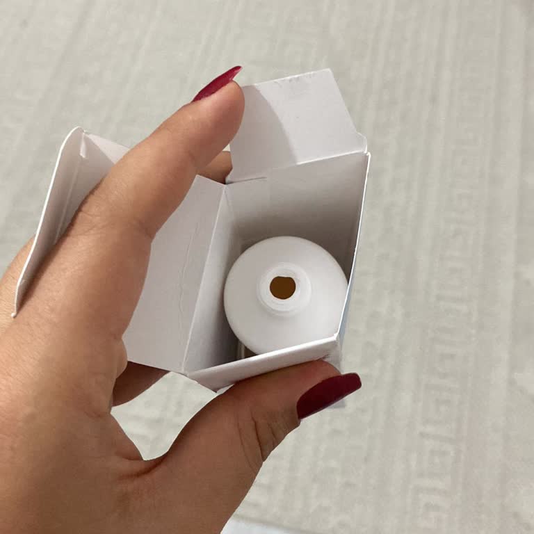 Ebebek Krem Kutuları Açılmış