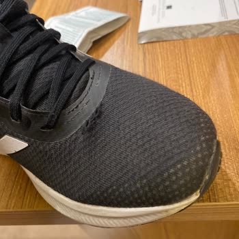 Deichmann Adidas Ayakkabı Garantisi Boş Cıktı