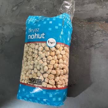 File Market Raftan Kaldırılması Gereken Ürünün Tekrar Bantlanarak Satışa Sunulması