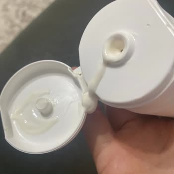 Bioderma Photoderm Leke Eğilimli Ciltler İçin Güneş Kremi Koku Sorunu