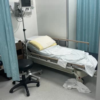 Medicana Hastanesinin Kirliliği Ve Personellerin İlgisizliği