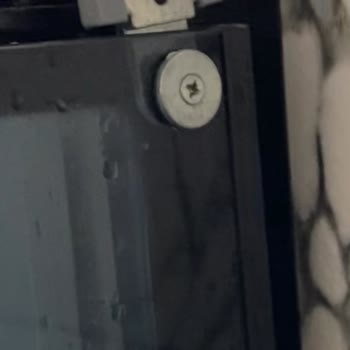 Liva Banyo (İzmir) Sorun Odaklı Olmayan Satıcı