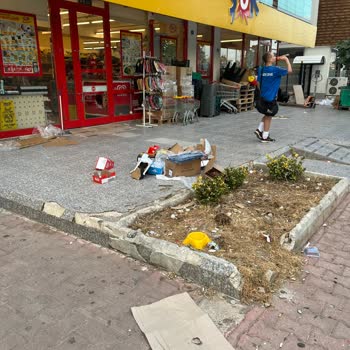 Şok Marketler Pislik Bakım Yok
