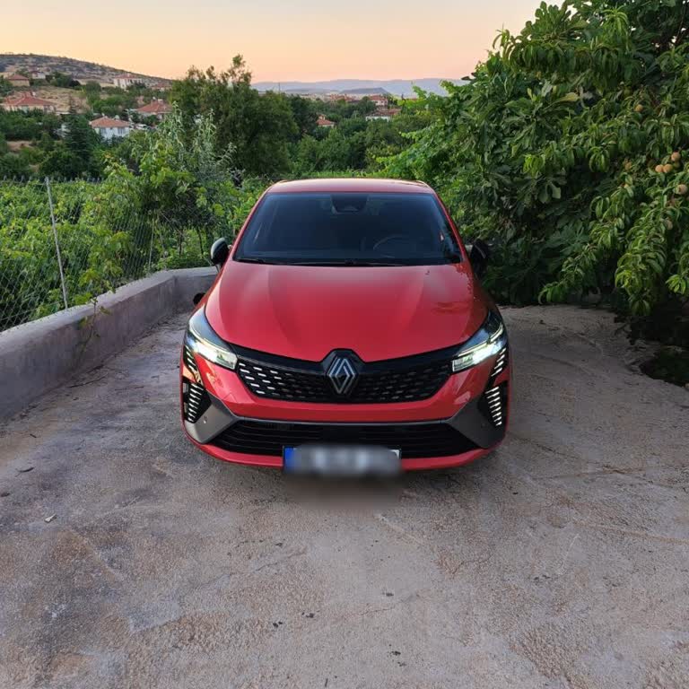 Renault Sıfır Araçları Hasarlı Ve Kesme Araba Satması Hakkında