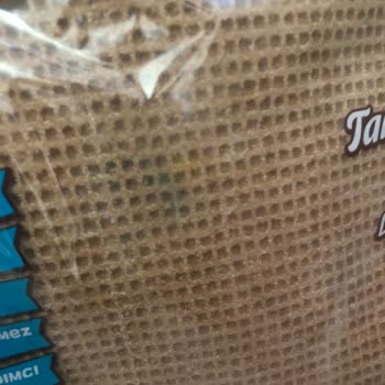 Asrın Tandırı Küflü Ekmek Gönderimi Ve Herhangi Bir Özür Dilemedi.