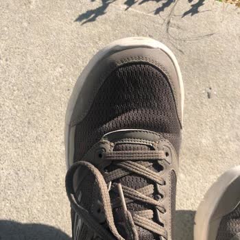 Skechers Ürününün Arkasında Durmuyor!
