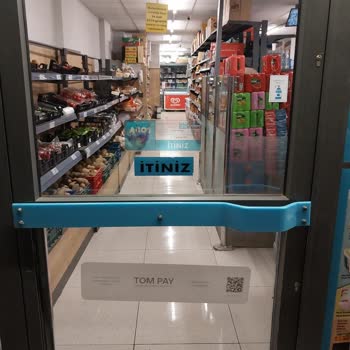 A101 Mağazayı Erken Kapatan Personel