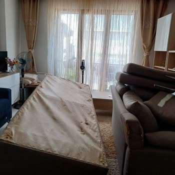 İstikbal'le Birlikte Çalıştıkları Tekden Nakliyat Taşıma Parası İstiyor