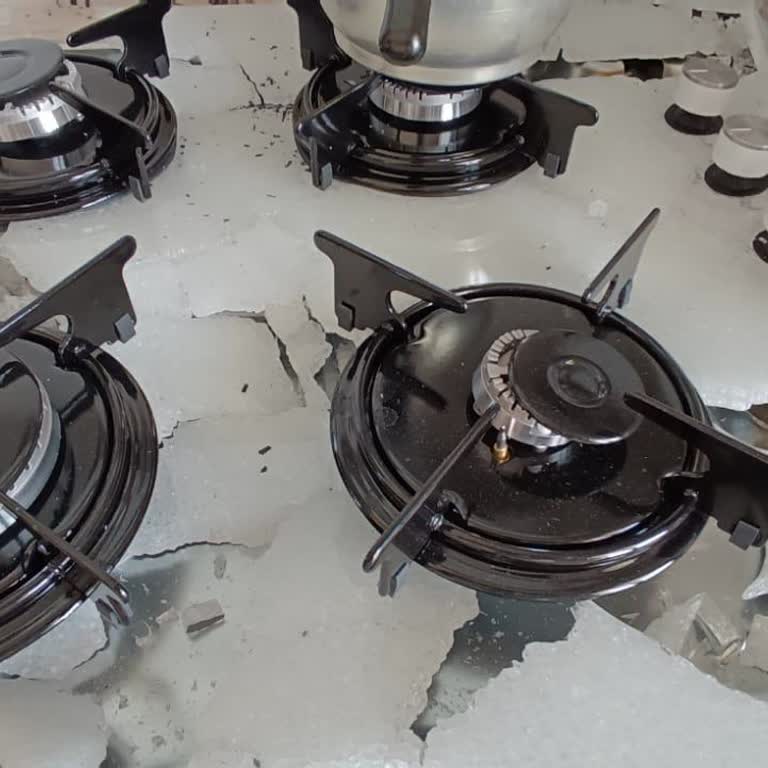 Kumtel Ankastrenin Patlaması Sonucu Oluşan Hasar.