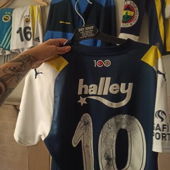 Fenerium Fenerbahçe Formamın Baskıları Siliniyor