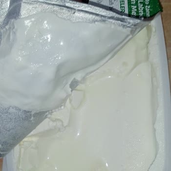 Pınar Et ve Süt Labne Ürününde Su Oranı Sorunu