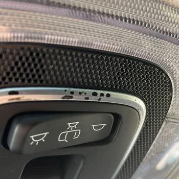 Hyundai Bayon Marka Sıfır Aldığım Araçta İç Kromları Döküldü.