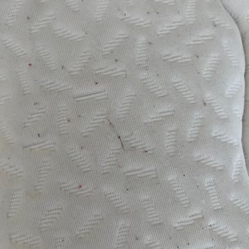 Kelebek Mobilya Yırtık Yatak Gönderdi