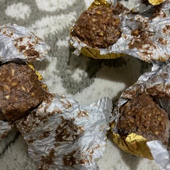 Hepsiburada Bozulmuş Bir Ferrero Rocher Çikolata