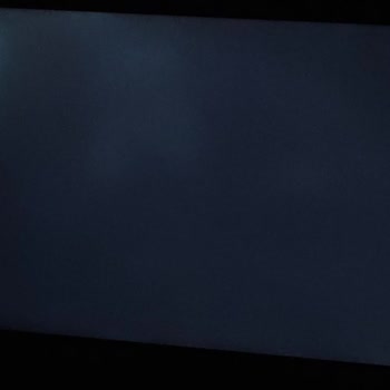 Sunny TV'de Piksel Ve Işık Sızması Sorunu: Servis Çözüm Üretmiyor!