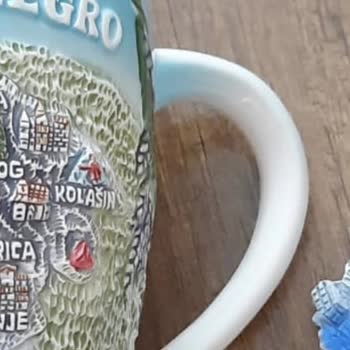 Yurtiçi Kargo'nun Getirdiği Kargonun İçindeki Eşyanın Kırılması