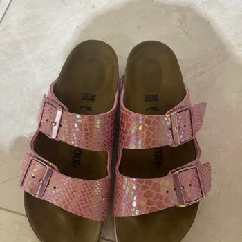 Birkenstock Terliğimin Desenleri Farklı