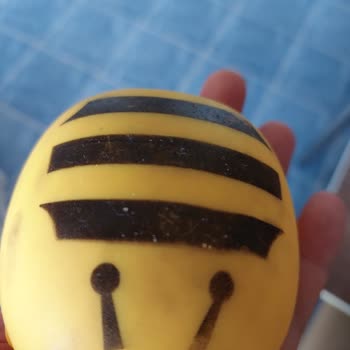Ebebek Oyuncak Arabanın Boyası Çabuk Çıkıyor