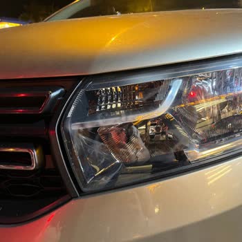 Dacia Araba Far Buharlanma