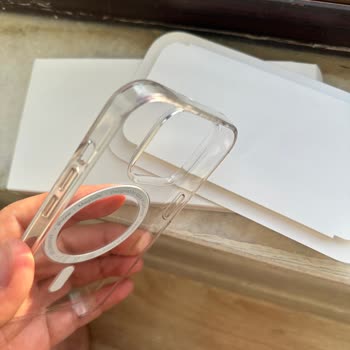 iPhone Magsafe Orijinal Faturalı Şeffaf Kılıfı Kendiliğinden Renk Verdi
