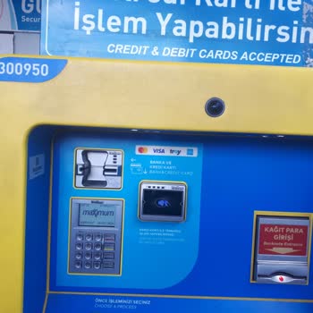 İstanbulkart Makinesi Tl Mi Yuttu