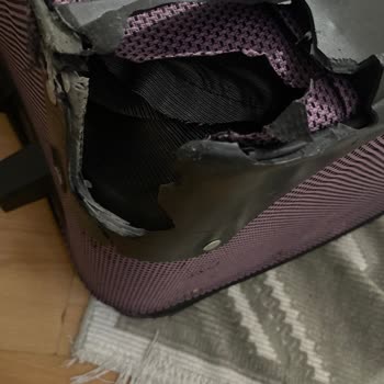 AJet (Anadolu Jet) Valizim Kırdılar Mağdur Edildim Tehdit Edildim