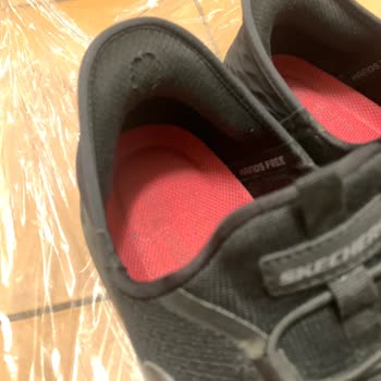 Skechers = Pişmanlık Bir Daha Asla Almayacağım