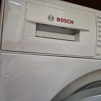 Bosch Serie 6 Çamaşır Makinesi Boya Atma Sorunu