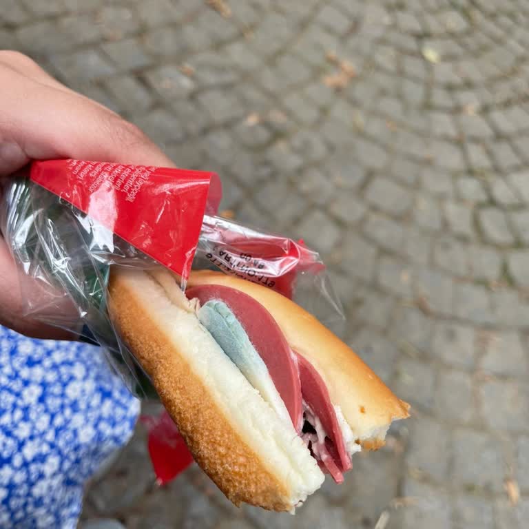 Dardanel'in Bozuk Çıkan Sandviçi