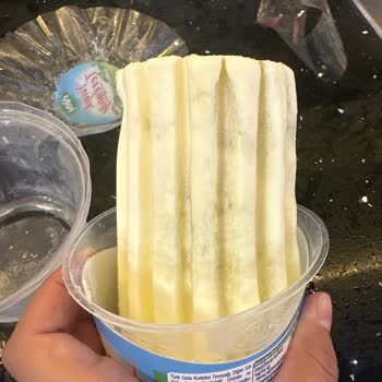 Sütaş Tarihi Geçmemiş Tereyağ Bozuk Çıktı