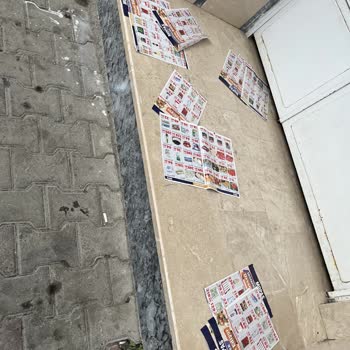 Mopaş Hipermarket Kapımızın Önünü Kirletiyor