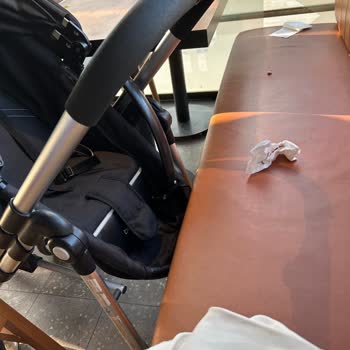 Alibeyköy Tavuk Dünyası'nda Hijyen Ve Hizmet Sorunları