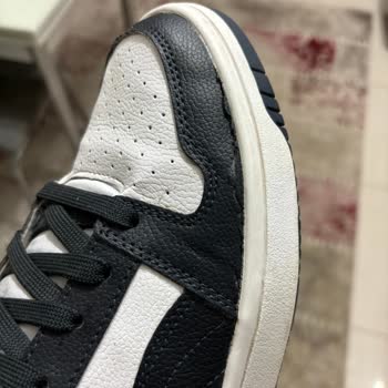 Pumanın Rebound Ayakkabısı Kenarlarından Soyuluyor