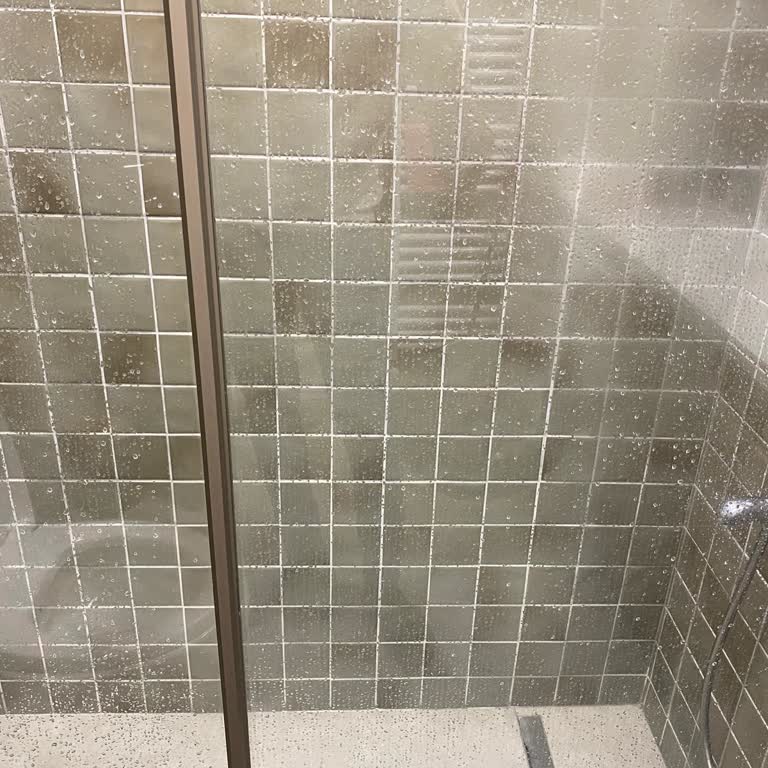 Kabinet Duşakabin Ürünün Arkasında Durmuyor