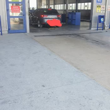 Sarnıç Tüvtürk İstasyon Çok Yavaş Ve Tecrübesiz Eleman