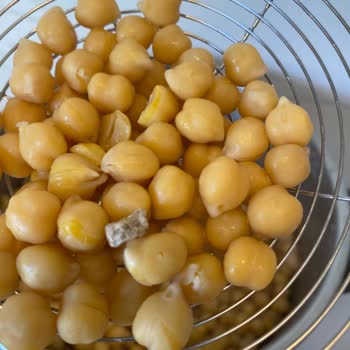 Migros Ürünü Nohudun İçinde Taş Çıktı